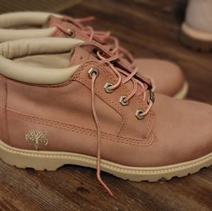 Nellie Pink timberland boots